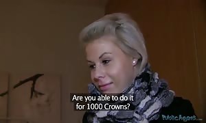 Short-haired hottie is loving outdoor audition with a horny Public Agent