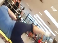 Culo en el gimnasio 2