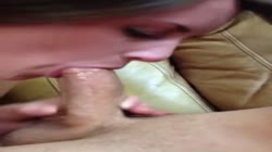 Insane amateur deepthroat skills 2